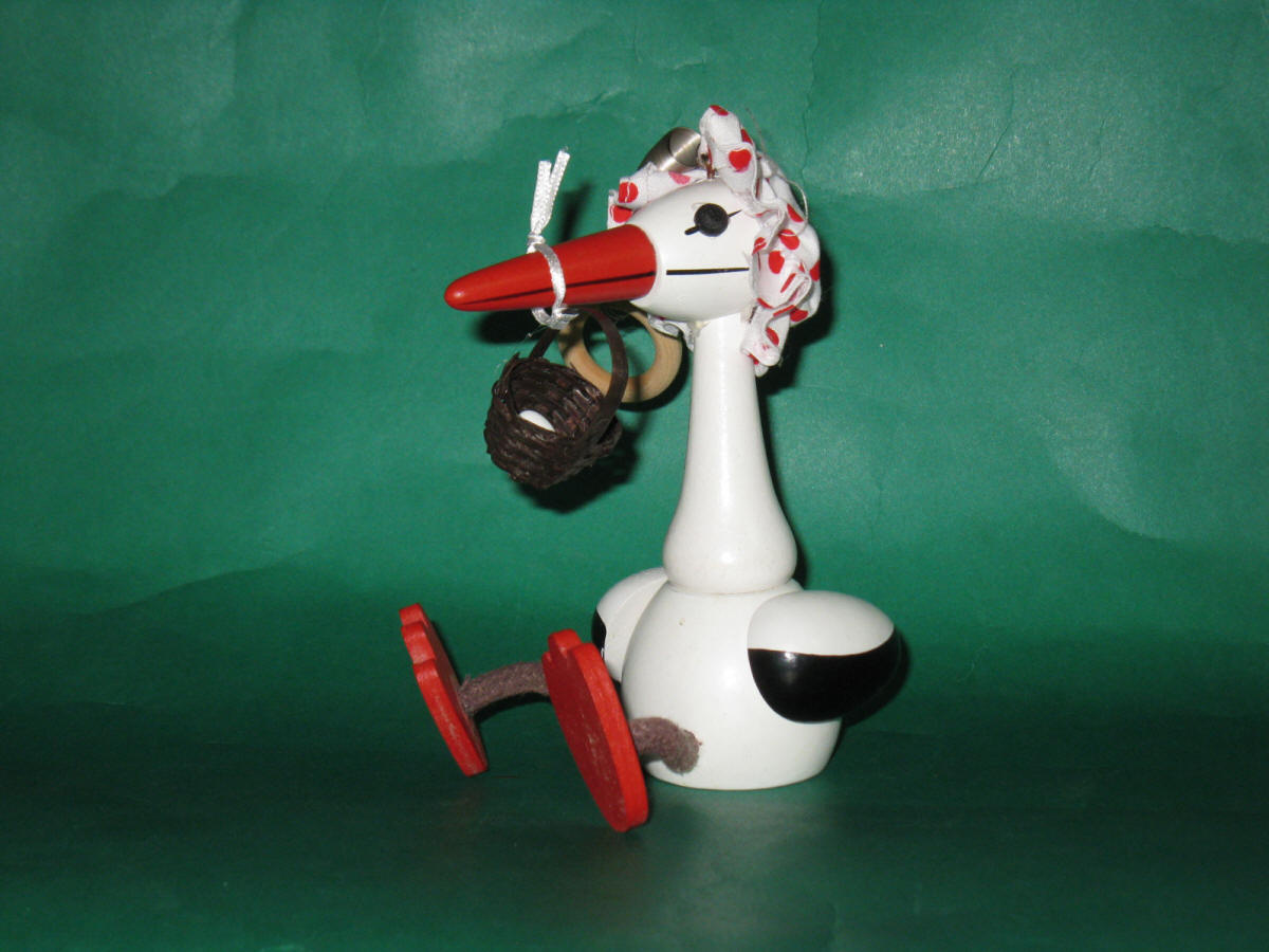 PIKUSA Sprung puppet, a stork